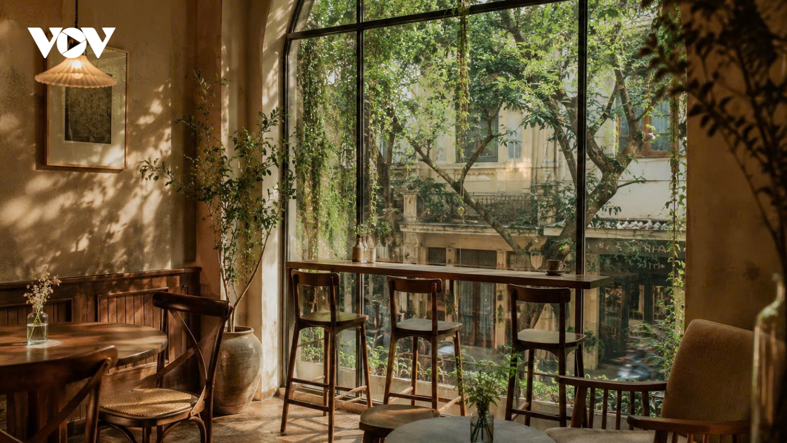 Thu phí bản quyền âm nhạc: Liệu quán cà phê có tìm đến nhạc AI?