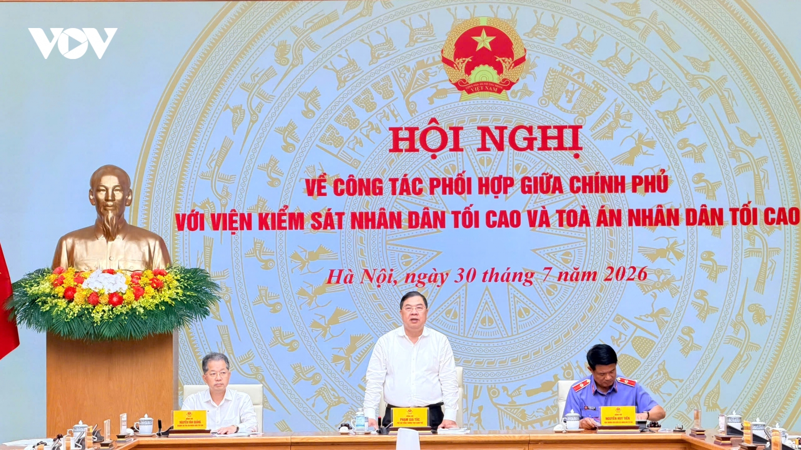 Chính phủ phối hợp chặt chẽ với Tòa án, Viện kiểm sát thực hiện nhiệm vụ tư pháp
