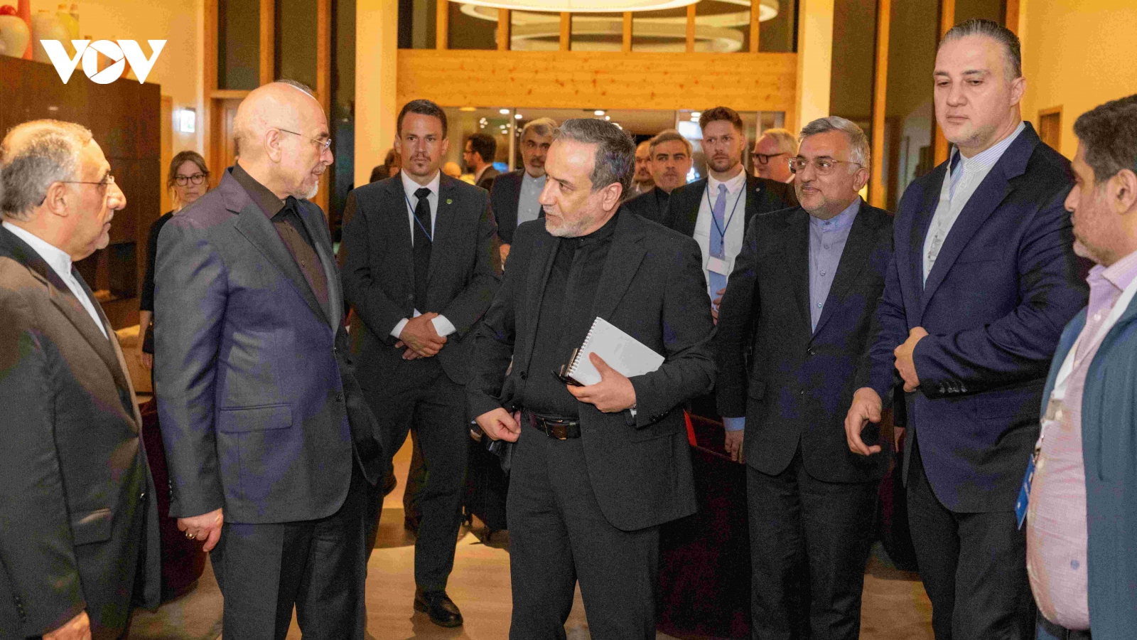 Mỹ ngăn Israel ám sát Chủ tịch Quốc hội và Ngoại trưởng Iran?