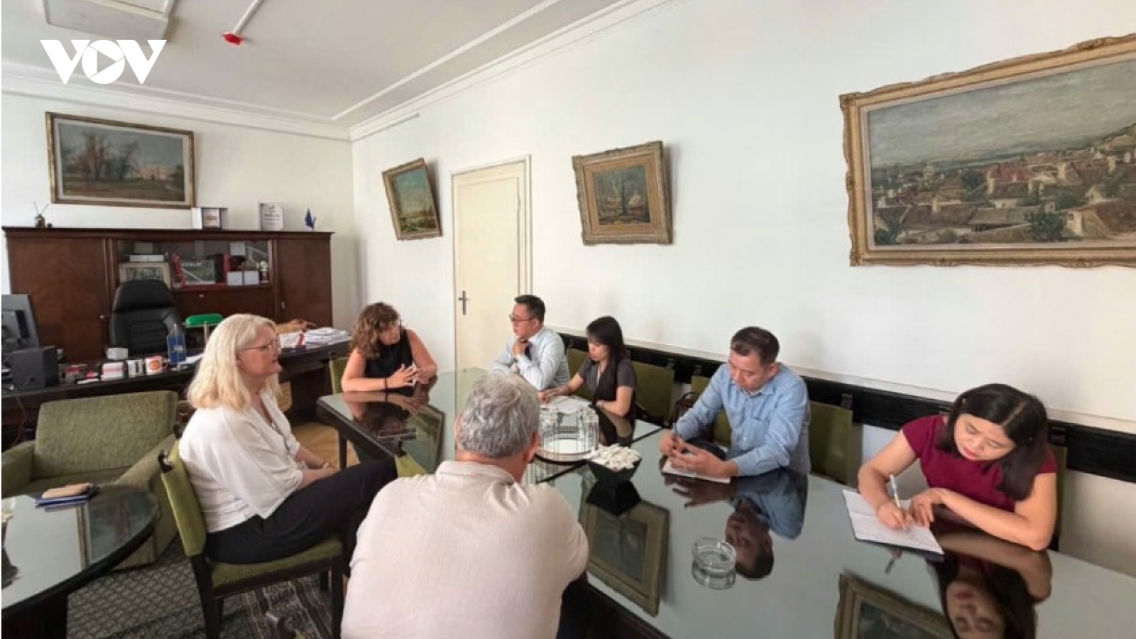 VOV enhances cooperation with Serbian, Croatian broadcasters