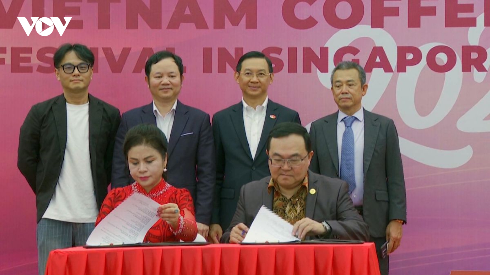 Lễ hội cà phê Việt Nam tại Singapore 2026: “Show biz” mang khát vọng vươn dậy