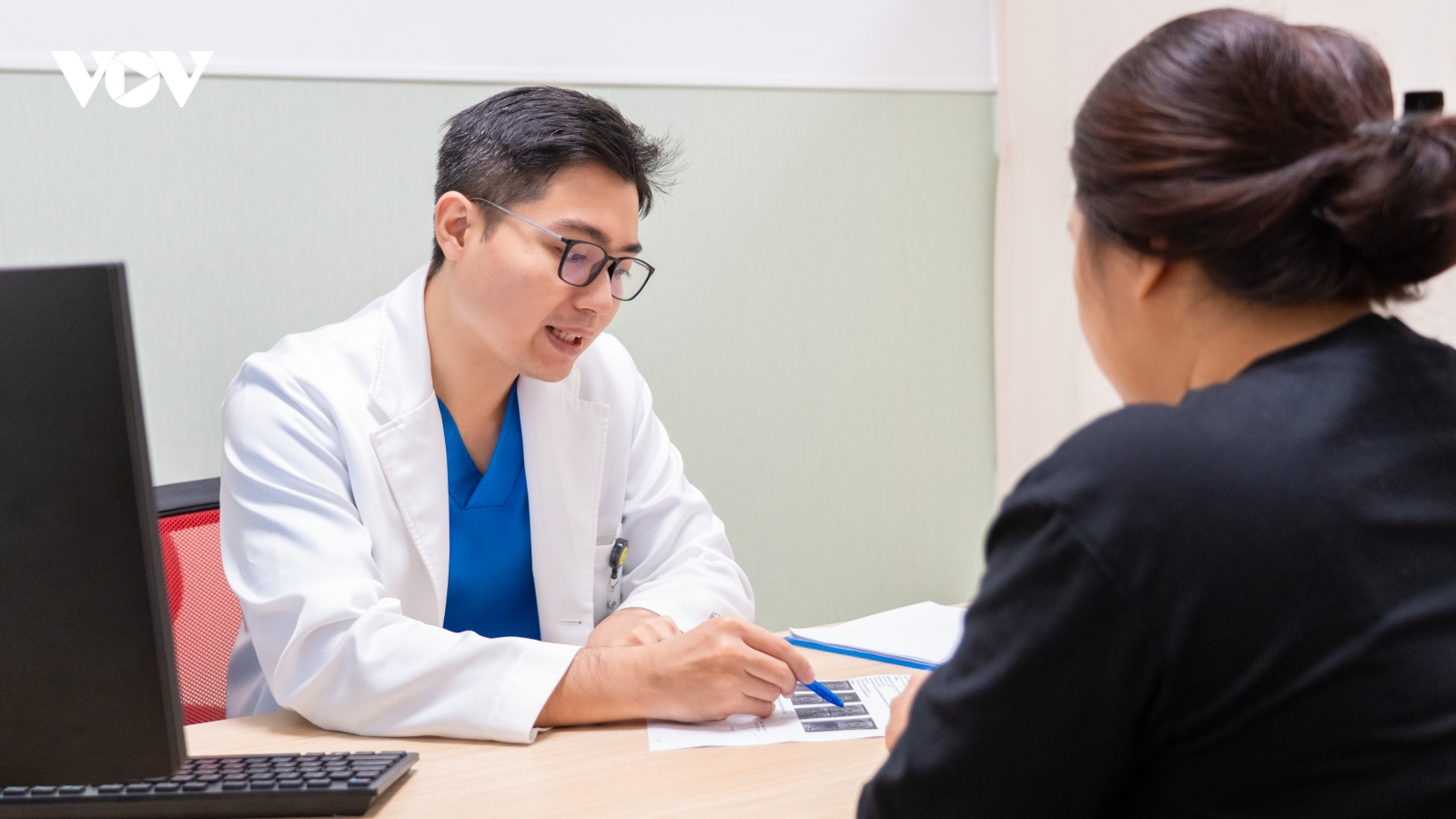 Thành công điều trị cùng lúc 2 bệnh lý, mẹ U40 đón con khỏe mạnh chào đời