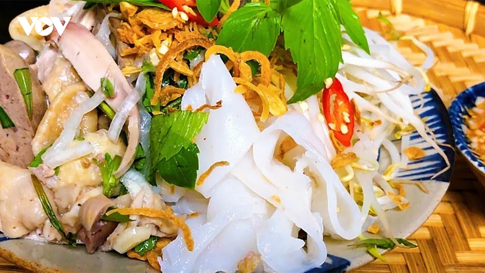 Vì sao bánh ướt lòng gà Đà Lạt được TasteAtlas vinh danh ẩm thực đường phố hấp dẫn