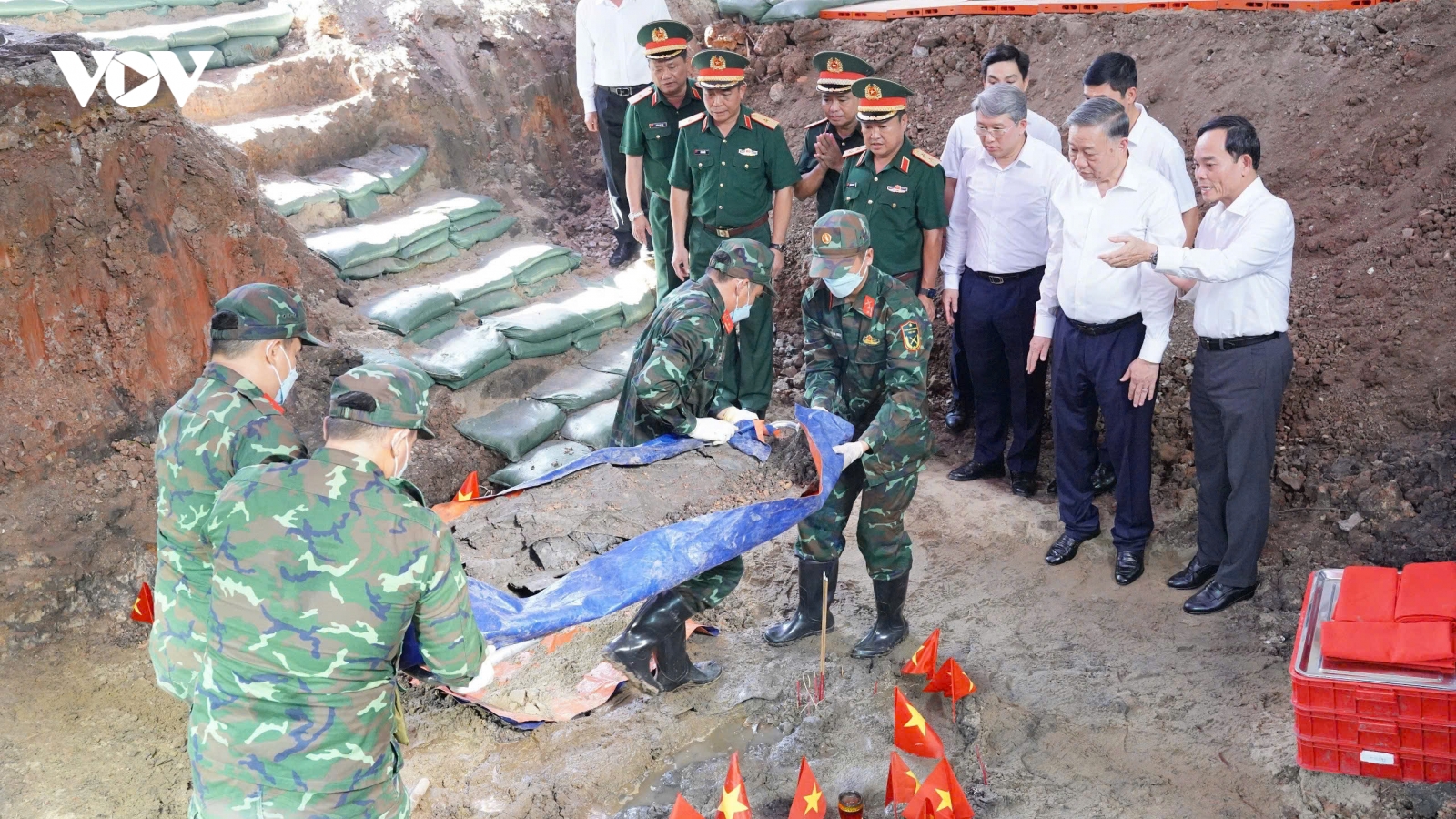 Phát hiện thêm 3 bộ hài cốt liệt sĩ tại Công viên Lê Thị Riêng