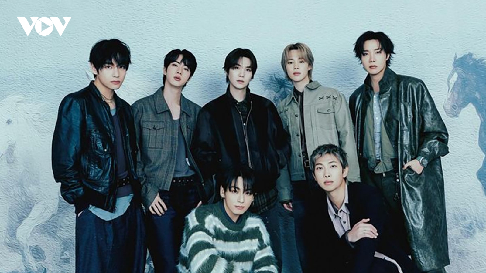 BTS rút khỏi Grammy, “Aliens” chiếm vị trí Top 1 iTunes toàn cầu