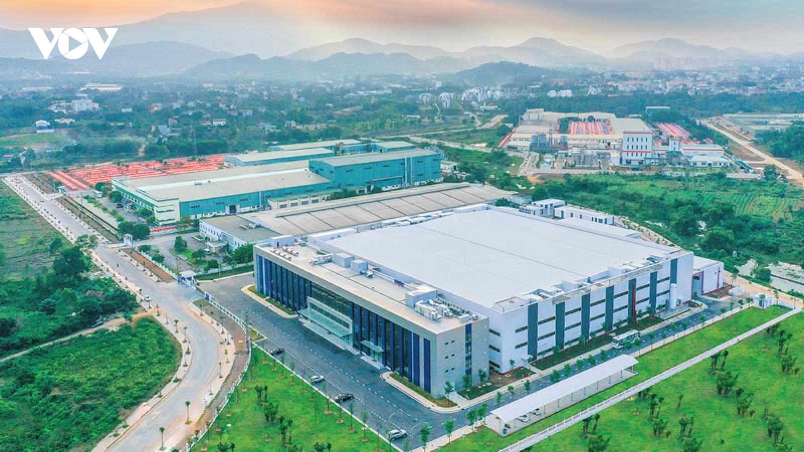 Nghị quyết 10: Định hình mô hình tăng trưởng dựa trên công nghệ, tri thức
