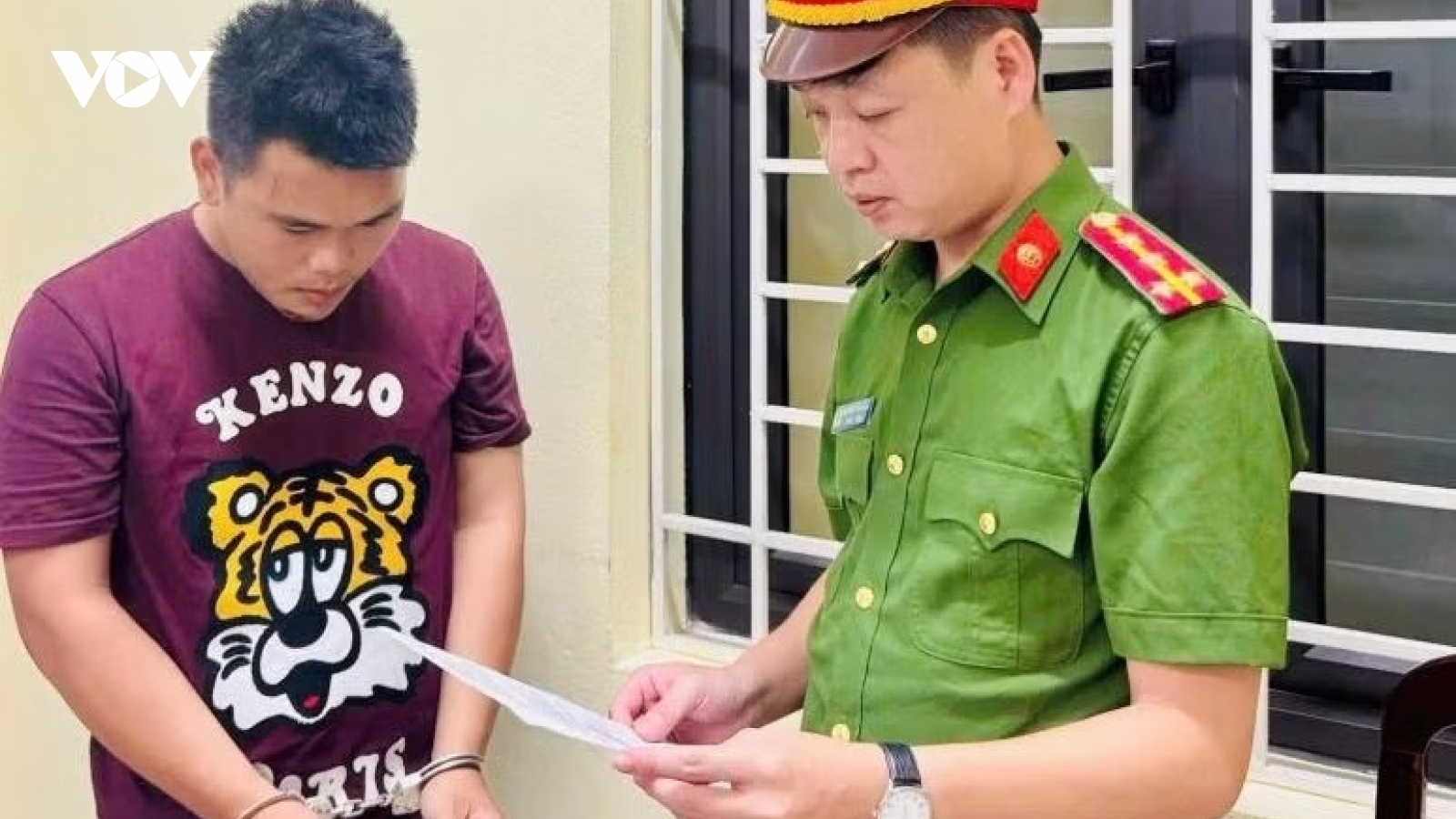 Khởi tố đối tượng chống người thi hành công vụ tại Hưng Yên