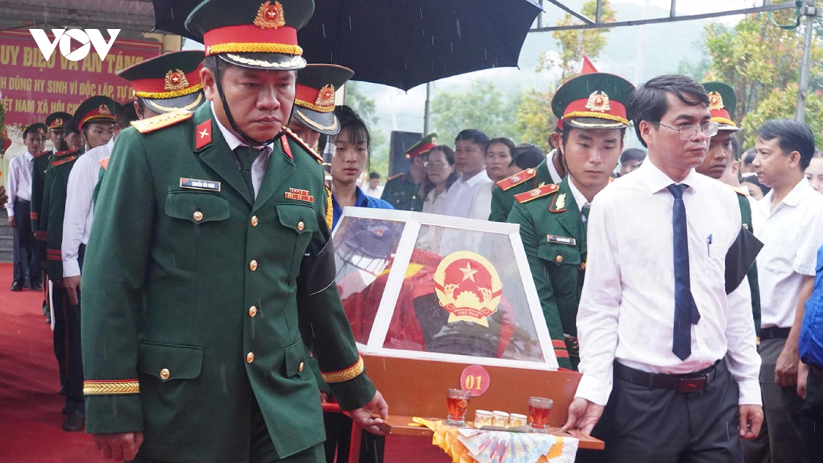 Truy điệu và an táng 4 hài cốt liệt sĩ được tìm thấy tại hang Đá Sập, Đà Nẵng