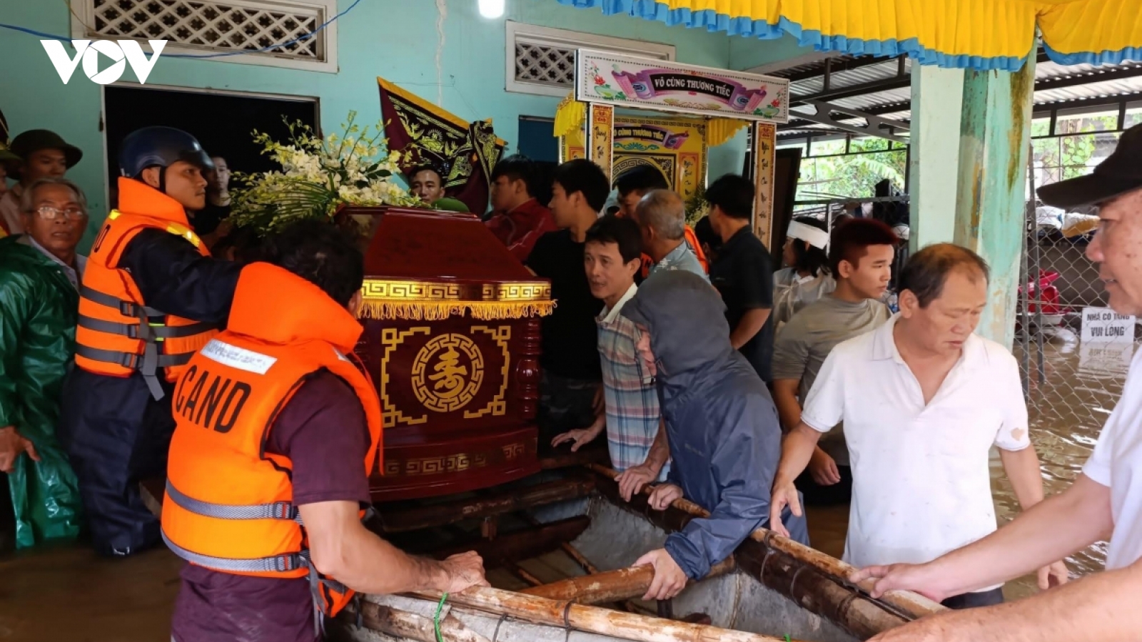 Đà Nẵng: Không cử nhạc tang trước 6h, sau 22h, cấm rải tiền, vàng mã khi đưa tang
