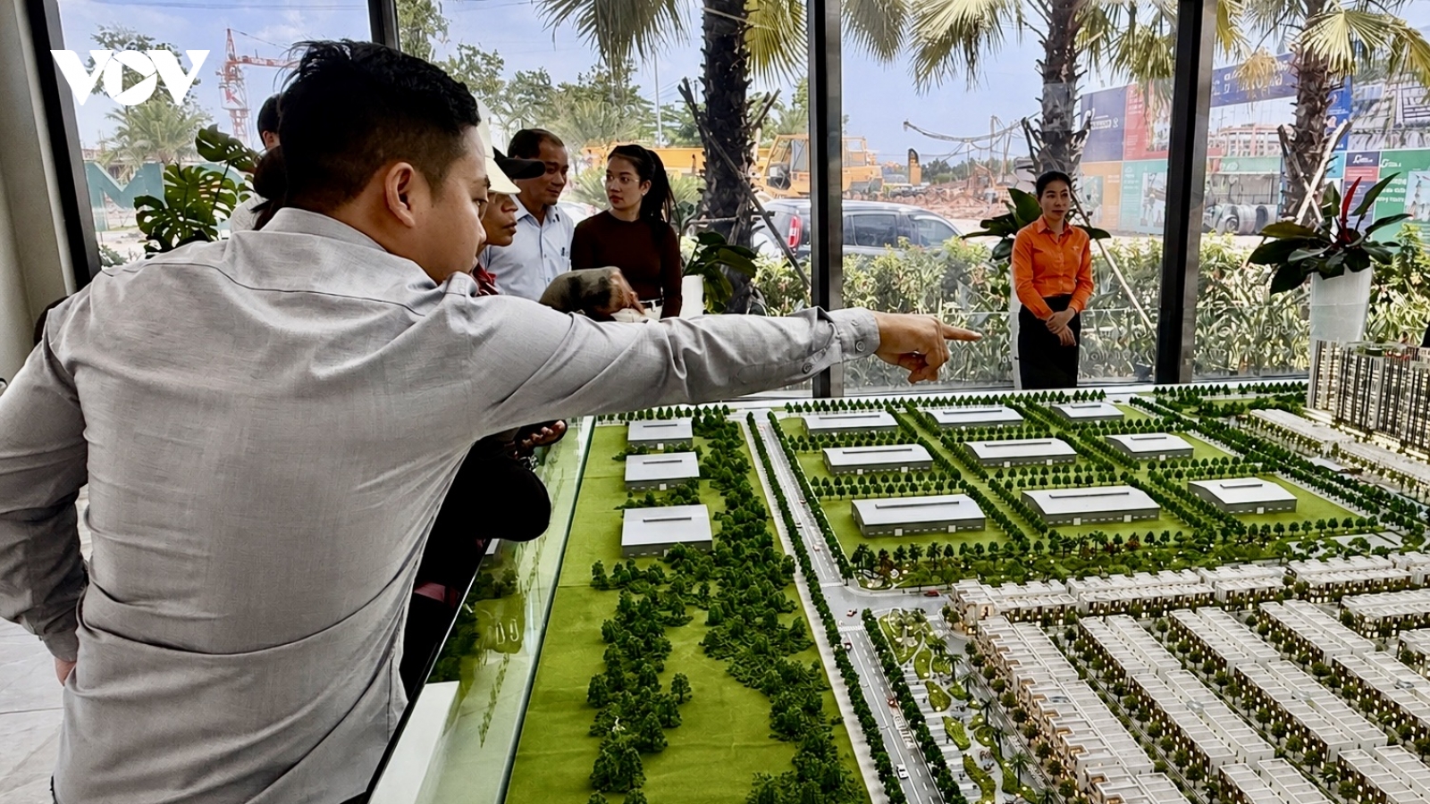 HoREA kiến nghị về nhận cọc sớm: Dòng tiền cho doanh nghiệp, rủi ro cho người mua