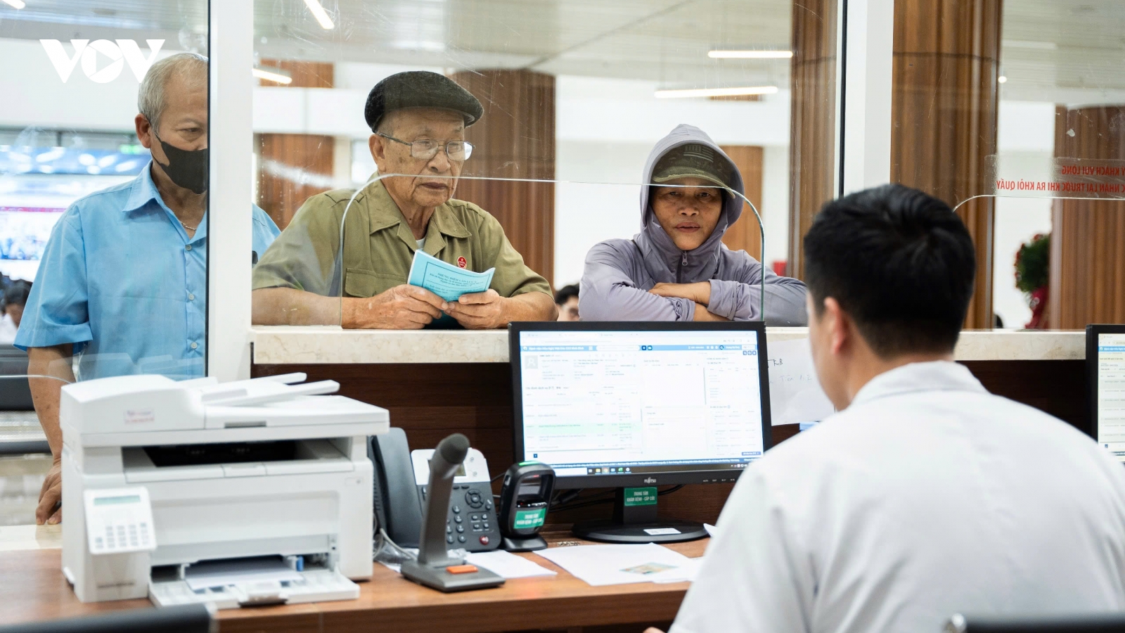 Đề xuất hướng dẫn kiến thức, kỹ năng cho người từ 40 tuổi chuẩn bị cho tuổi già