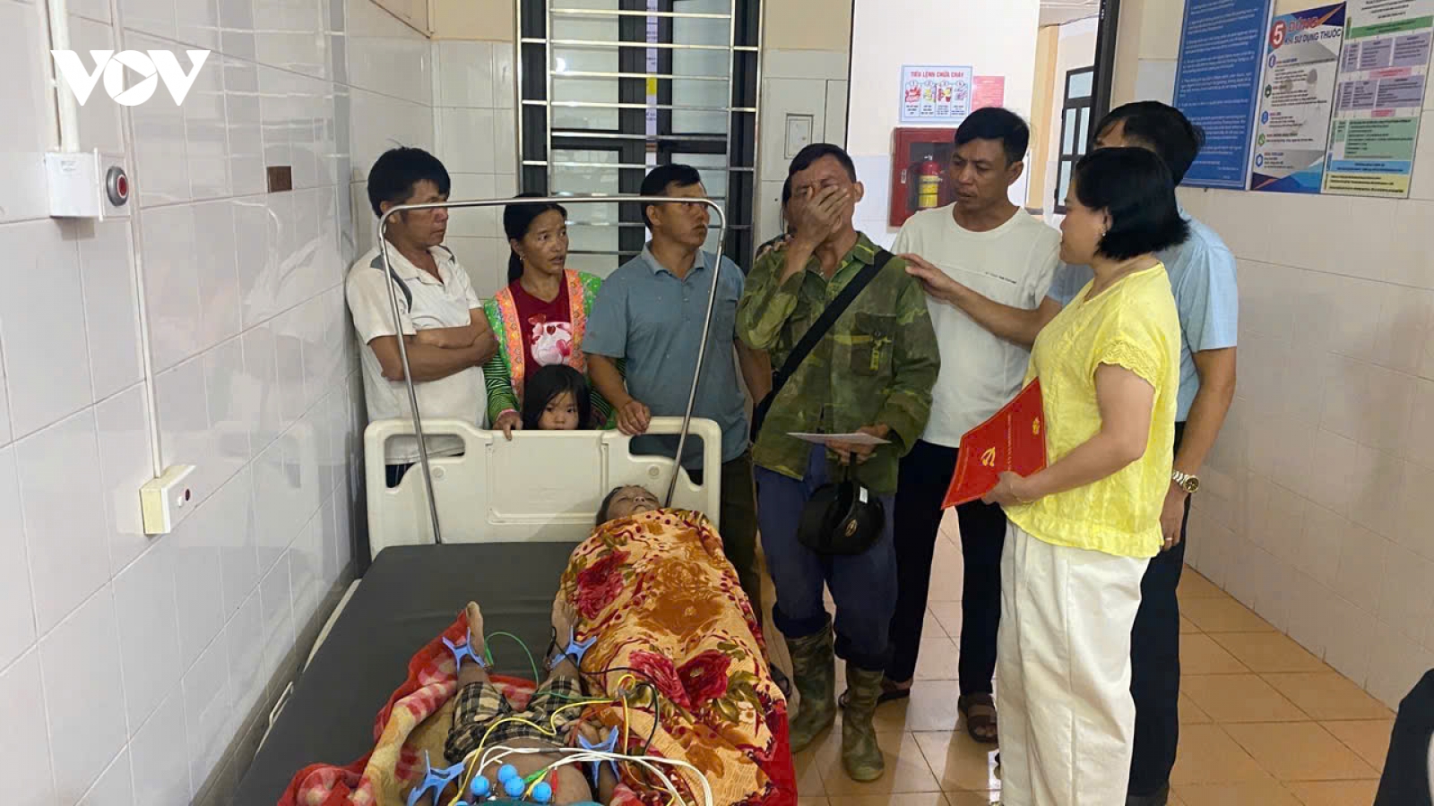 Hai cháu bé tử vong do sét đánh khi cùng mẹ đi làm nương
