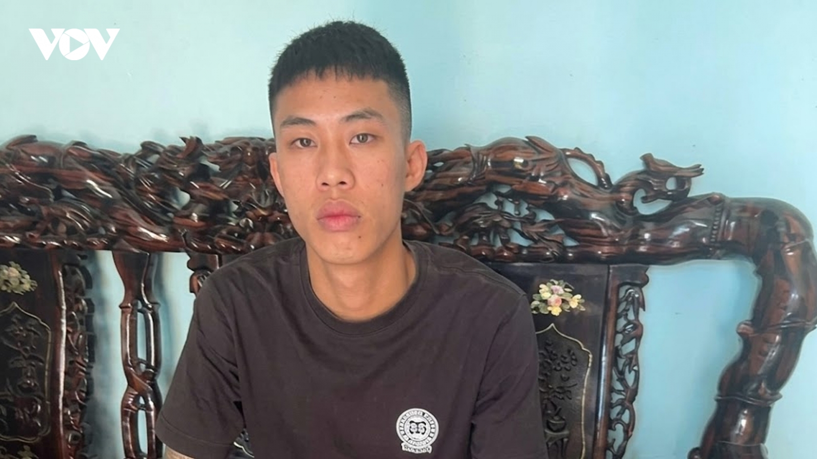Vận động thành công đối tượng truy nã gây rối trật tự ra đầu thú