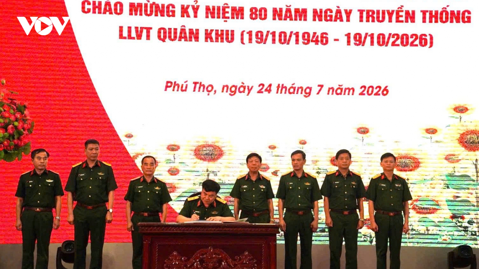 Quân khu 2 phát động thi đua cao điểm chào mừng kỷ niệm 80 năm ngày truyền thống