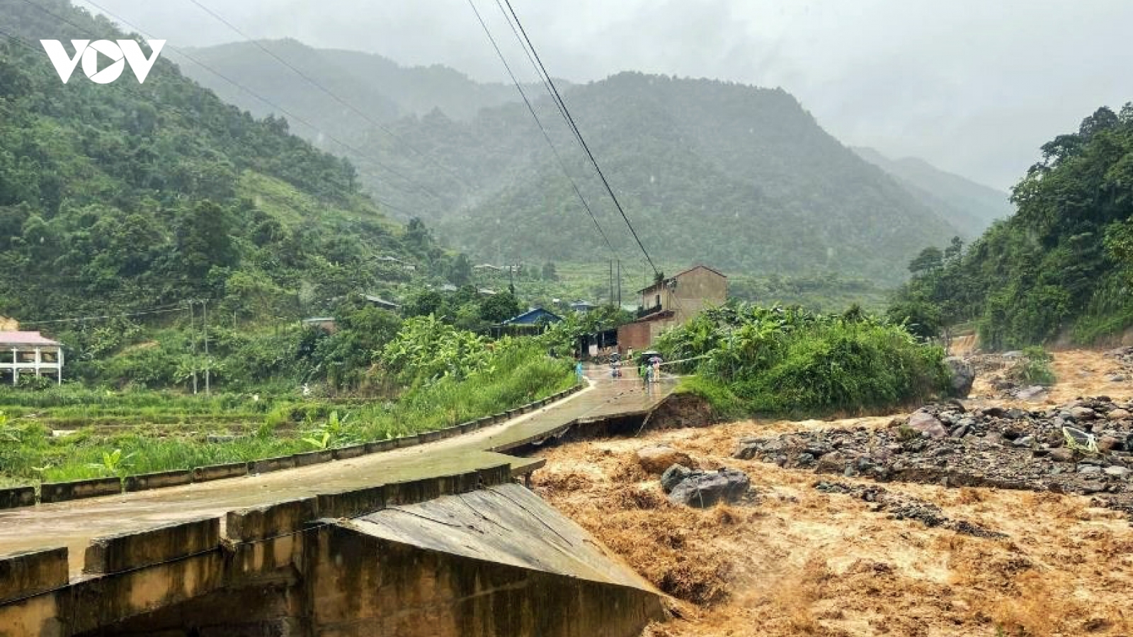 Northern Vietnam faces more heavy rain as flood risks persist