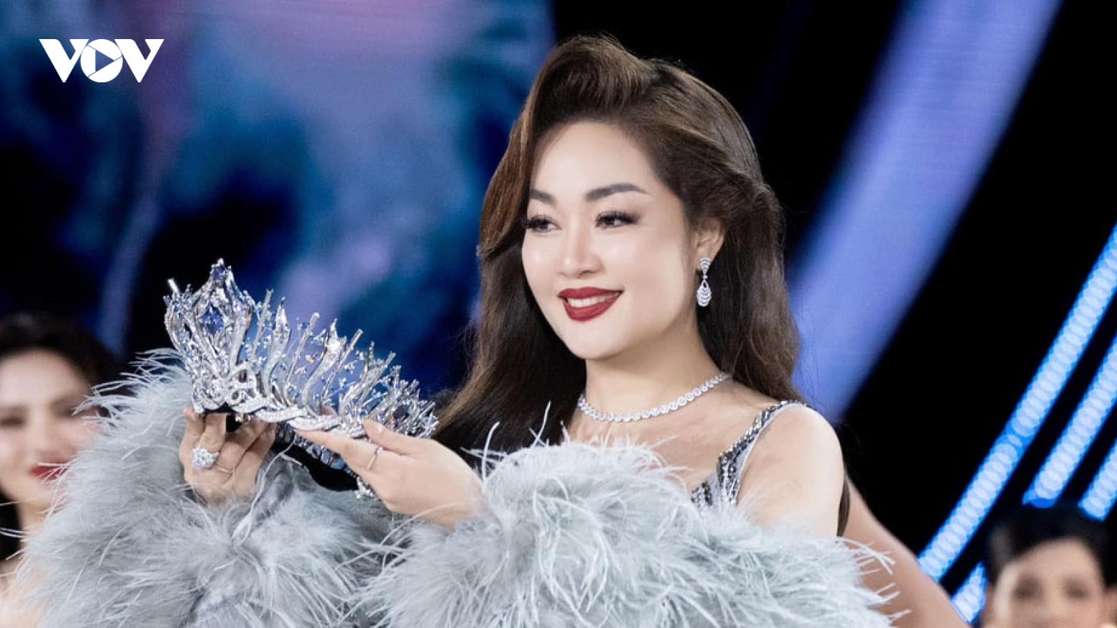 Á hậu Hoàng Thị Thanh Nga bị khởi tố trong đường dây buôn lậu kim cương là ai?