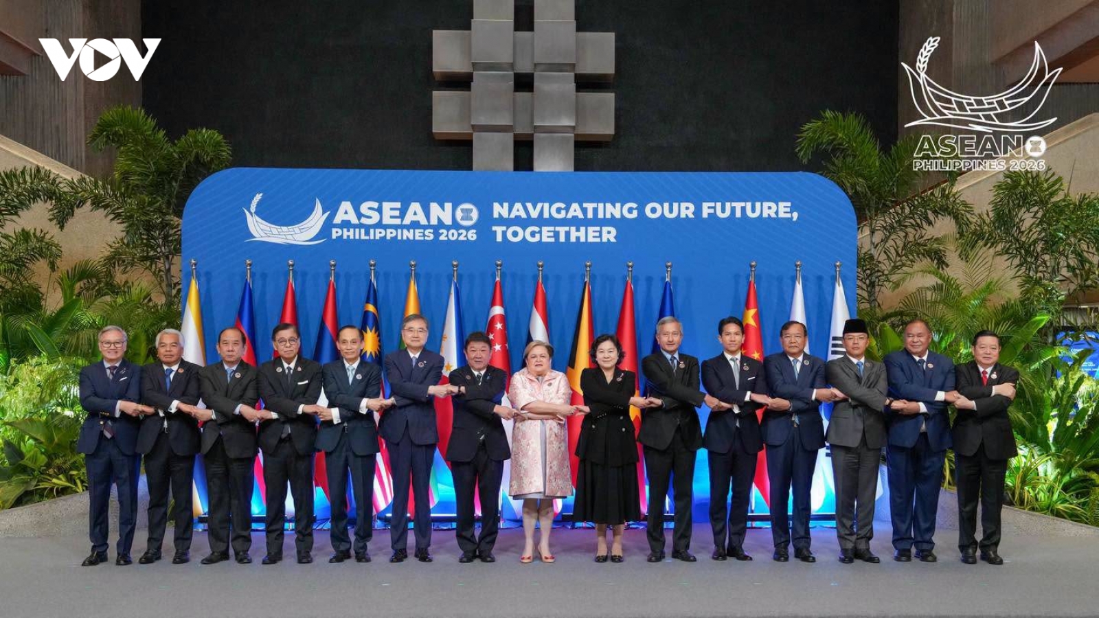 Việt Nam đề nghị 3 nước Đông Bắc Á hỗ trợ ASEAN về công nghệ và chuyển đổi số