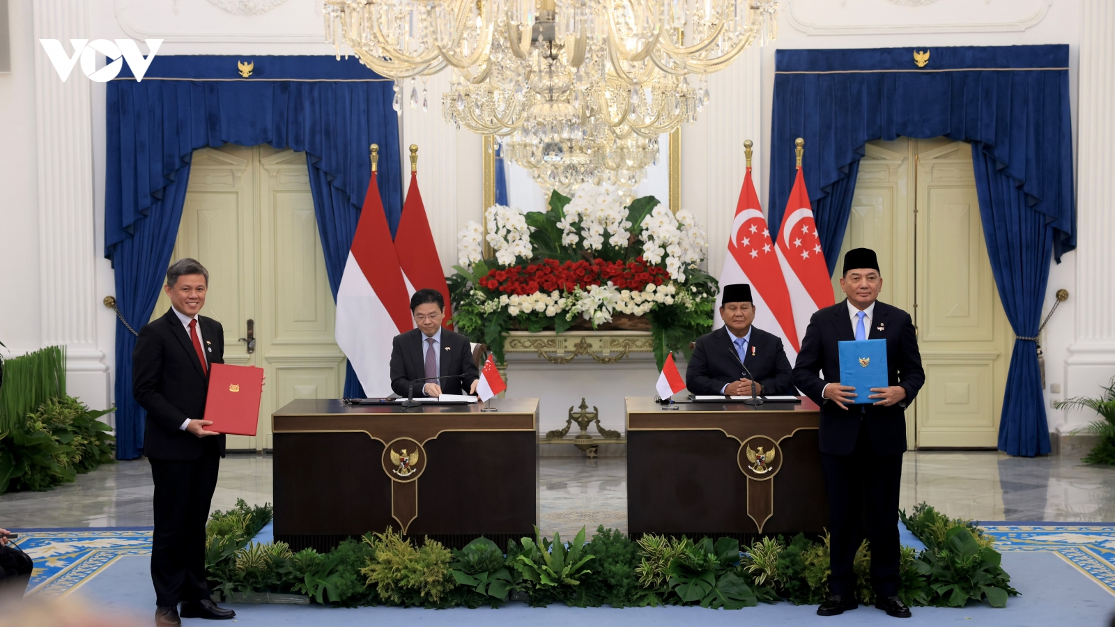Lãnh đạo Indonesia-Singapore: ASEAN ưu tiên đối thoại để giải quyết các vấn đề