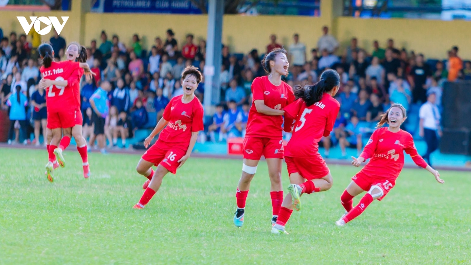 Kết quả bóng đá Việt Nam hôm nay 23/7: U16 nữ Hà Nam giành chiến thắng kịch tính