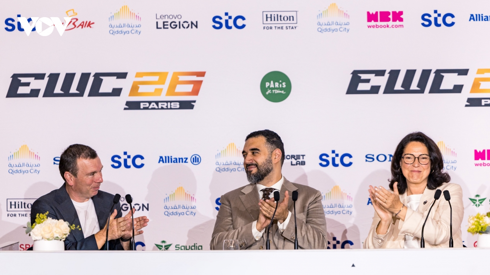 Chia tay World Cup, Cristiano Ronaldo đồng hành eSports World Cup 2026 tại Paris
