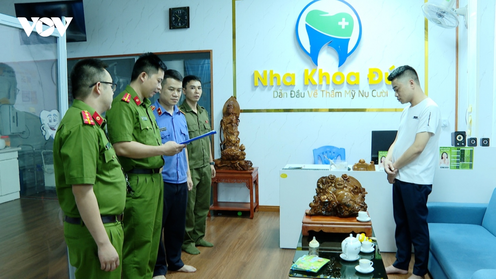 Khởi tố đối tượng giả danh bác sĩ để khám chữa bệnh về nha khoa ở Lạng Sơn