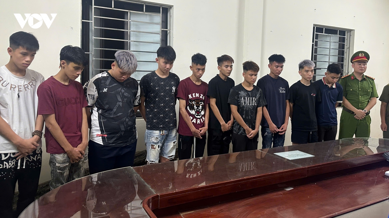 Khởi tố 12 đối tượng trong vụ cố ý gây thương tích và gây rối trật tự công cộng