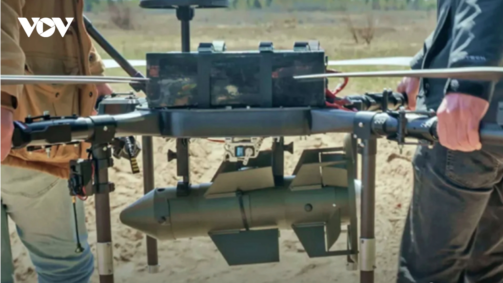 Ukraine chế bộ kit dẫn đường cho bom, giúp UAV đánh chính xác mục tiêu