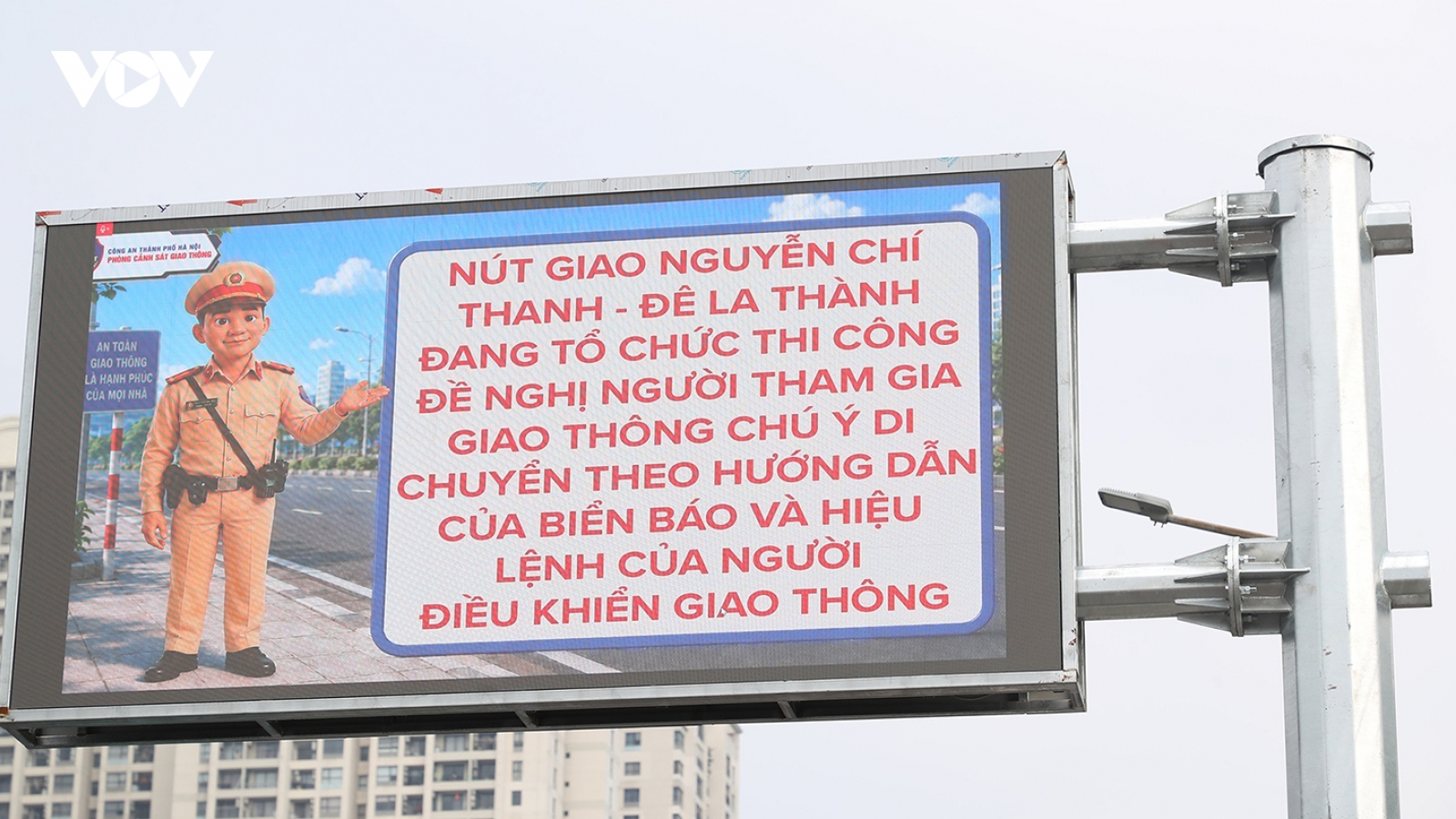 Hà Nội lắp 36 màn hình LED để cập nhật ùn tắc, ngập úng theo thời gian thực