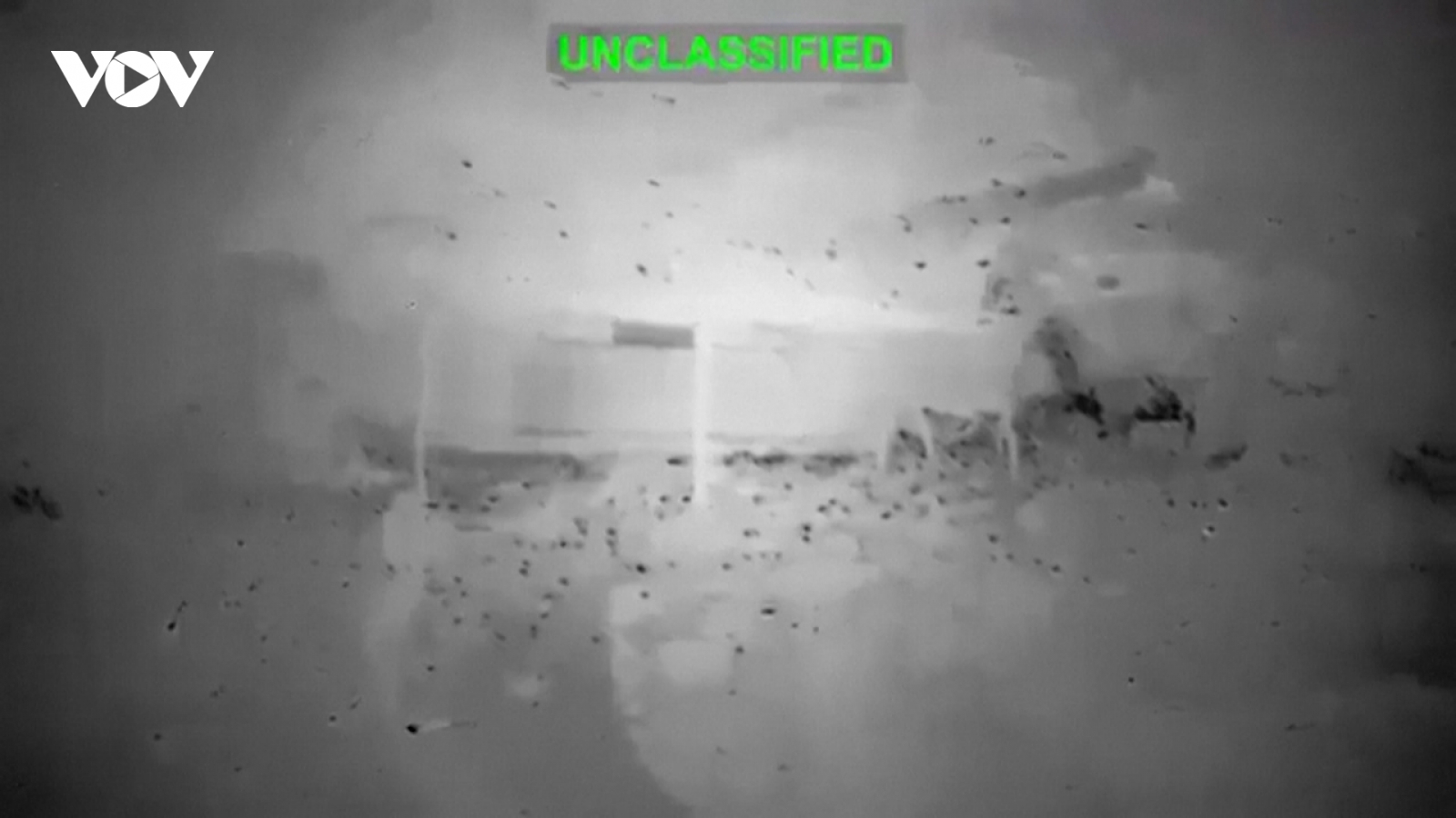 Mỹ công bố video không kích tháp giám sát hàng hải của Iran gần eo biển Hormuz