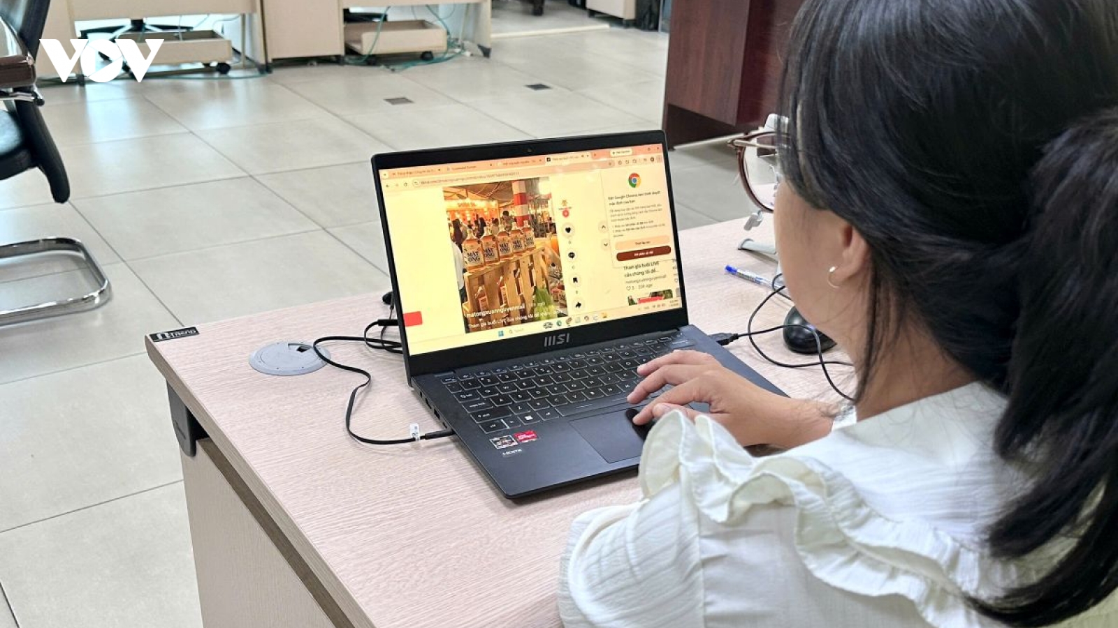 Doanh nghiệp bán hàng trên sàn thương mại điện tử, càng bán càng lỗ