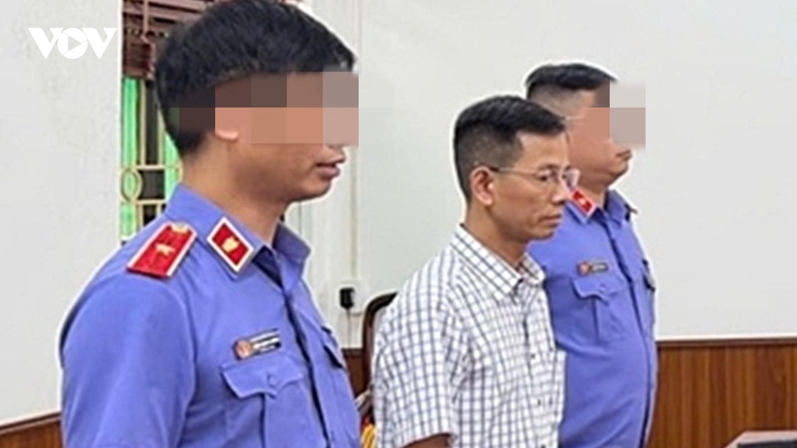 Nóng 24h: Nguyên thẩm phán bị bắt vì thiếu trách nhiệm gây hậu quả nghiêm trọng