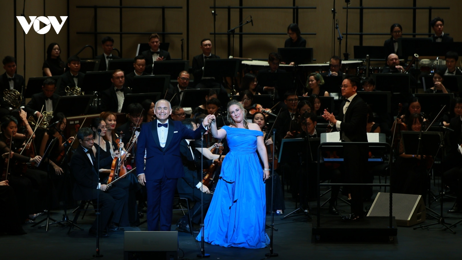 Ba nghệ sĩ opera hàng đầu thế giới hội ngộ trên sân khấu Nhà hát Hồ Gươm