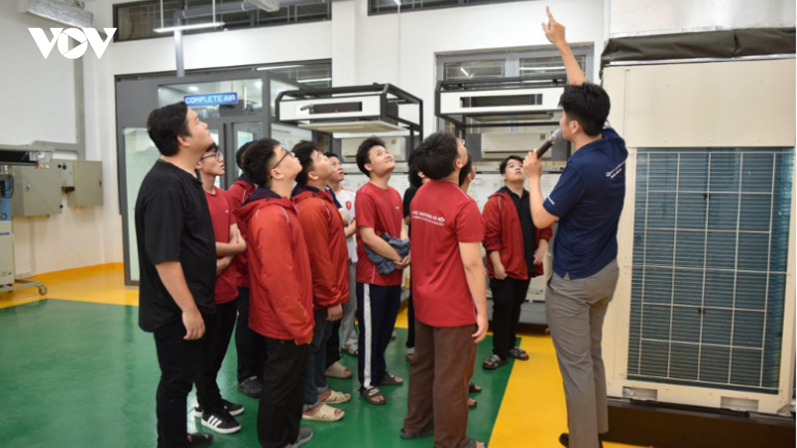 Nghị quyết 10: Hợp tác đào tạo nhân lực giữa doanh nghiệp FDI và trường đại học