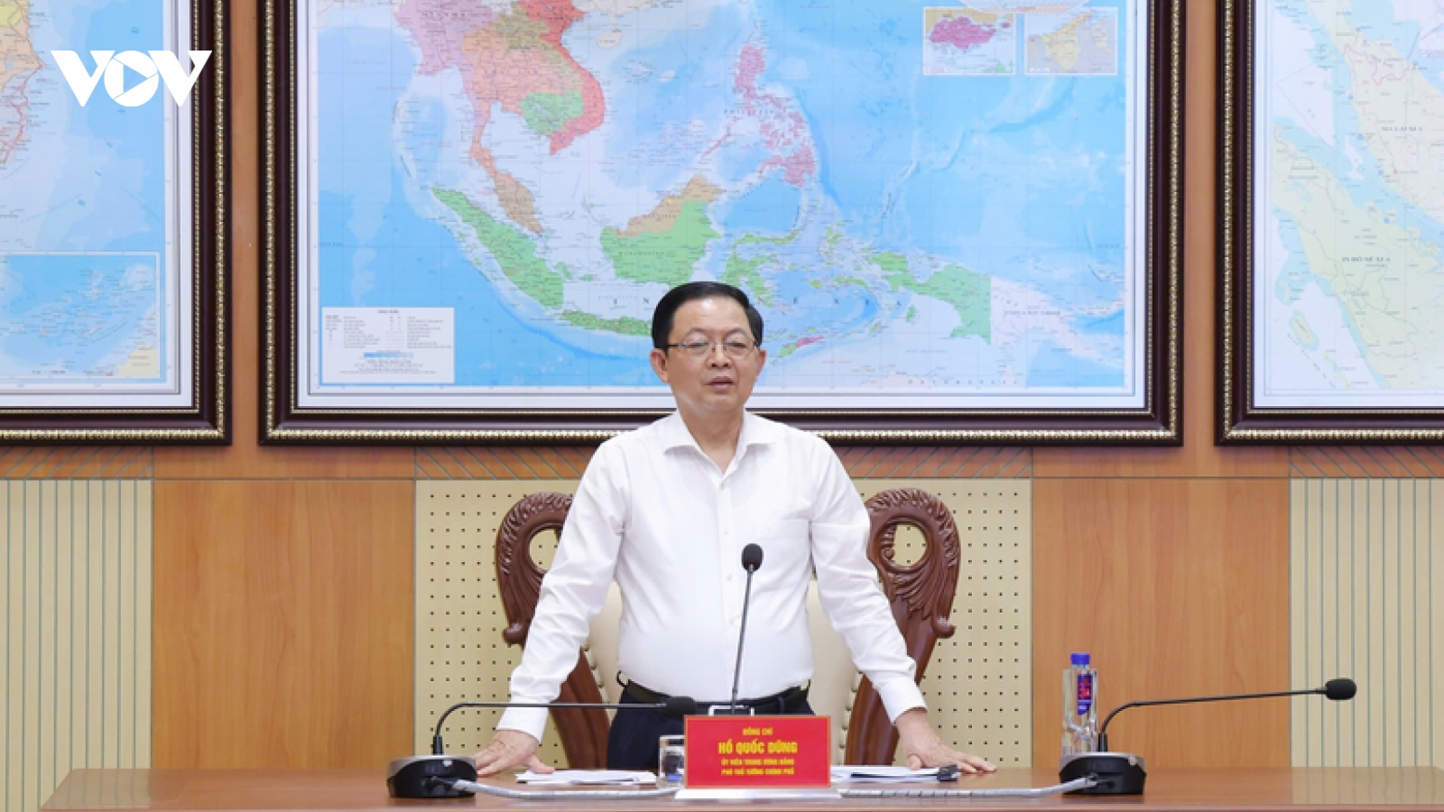 Phó Thủ tướng: Dứt khoát không để người dân phải lên nóc nhà kêu cứu khi mưa lũ