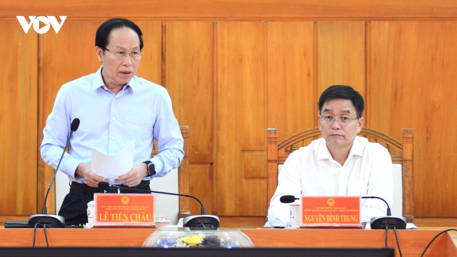 Phó Thủ tướng Lê Tiến Châu làm việc với Huế về tăng trưởng kinh tế