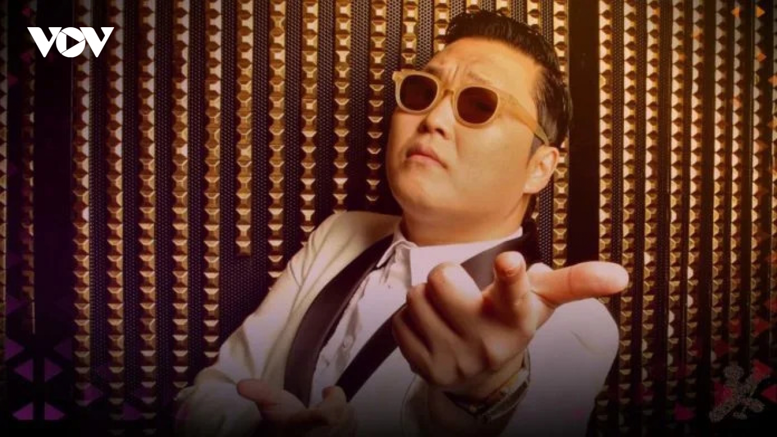 "Gangnam Style" lập kỳ tích 6 tỷ lượt xem, PSY vẫn là tượng đài YouTube của K-pop