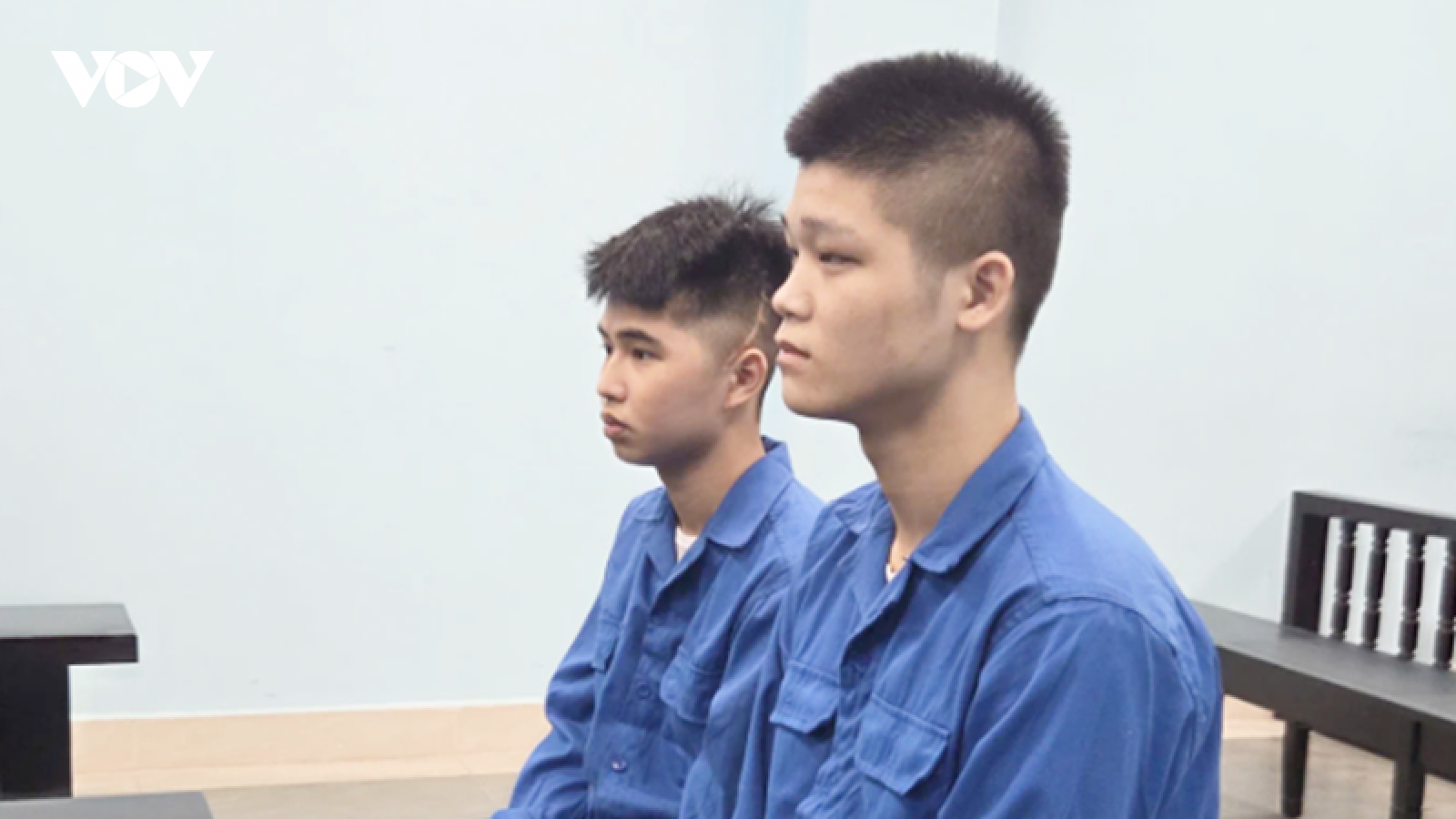 Hai "quái xế" lĩnh án tù vì thông chốt, tông trọng thương cảnh sát