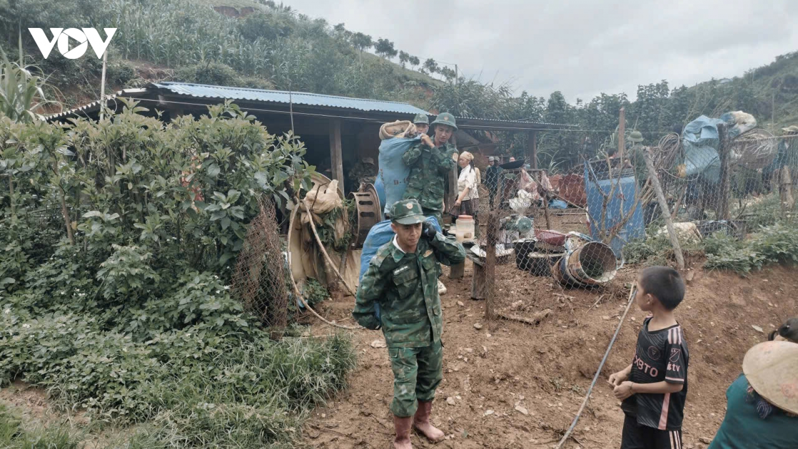 Gần 20 ngôi nhà thiệt hại do mưa lớn, sạt lở đất ở Sơn La