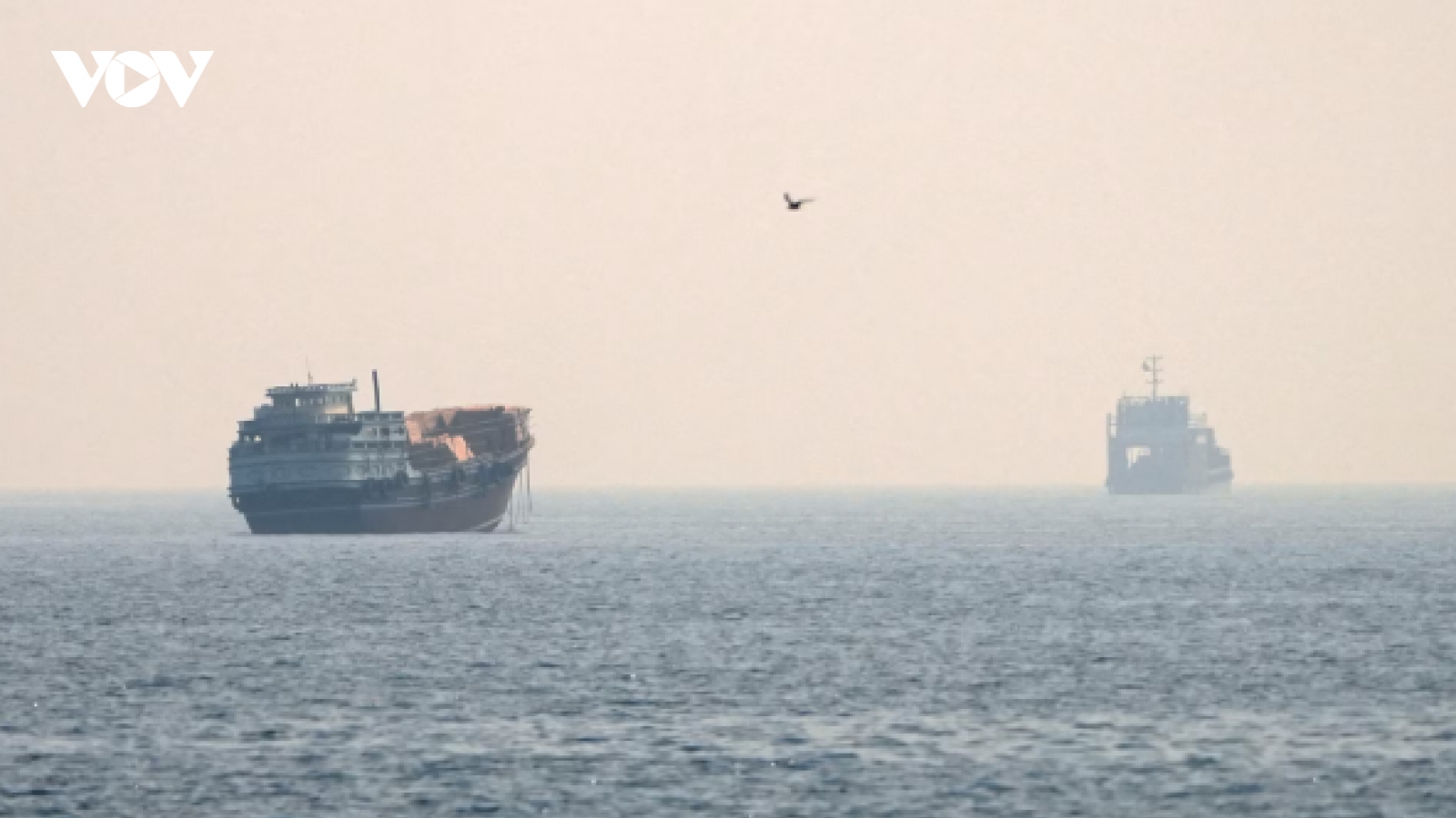 Iran, Oman và Qatar thảo luận cơ chế quản lý eo Hormuz
