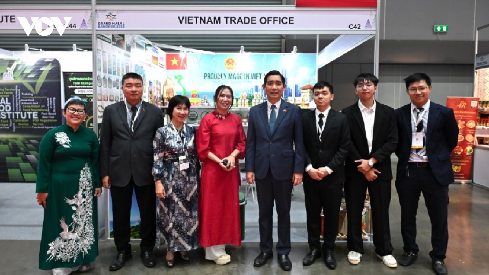Vietnamese firms promote halal products at Thailand's largest halal trade fair