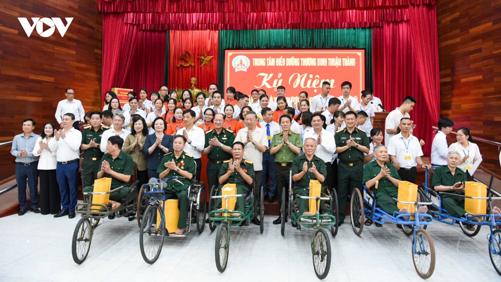 Tổng Bí thư, Chủ tịch nước: Đất nước phát triển, người có công và gia đình phải được chăm lo tốt hơn