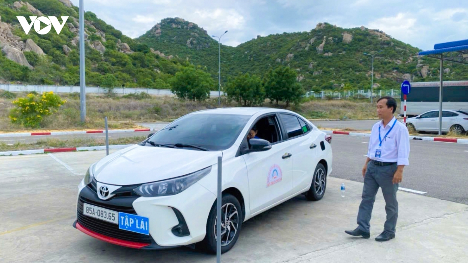 Những quy tắc an toàn khi điều khiển xe trên cao tốc