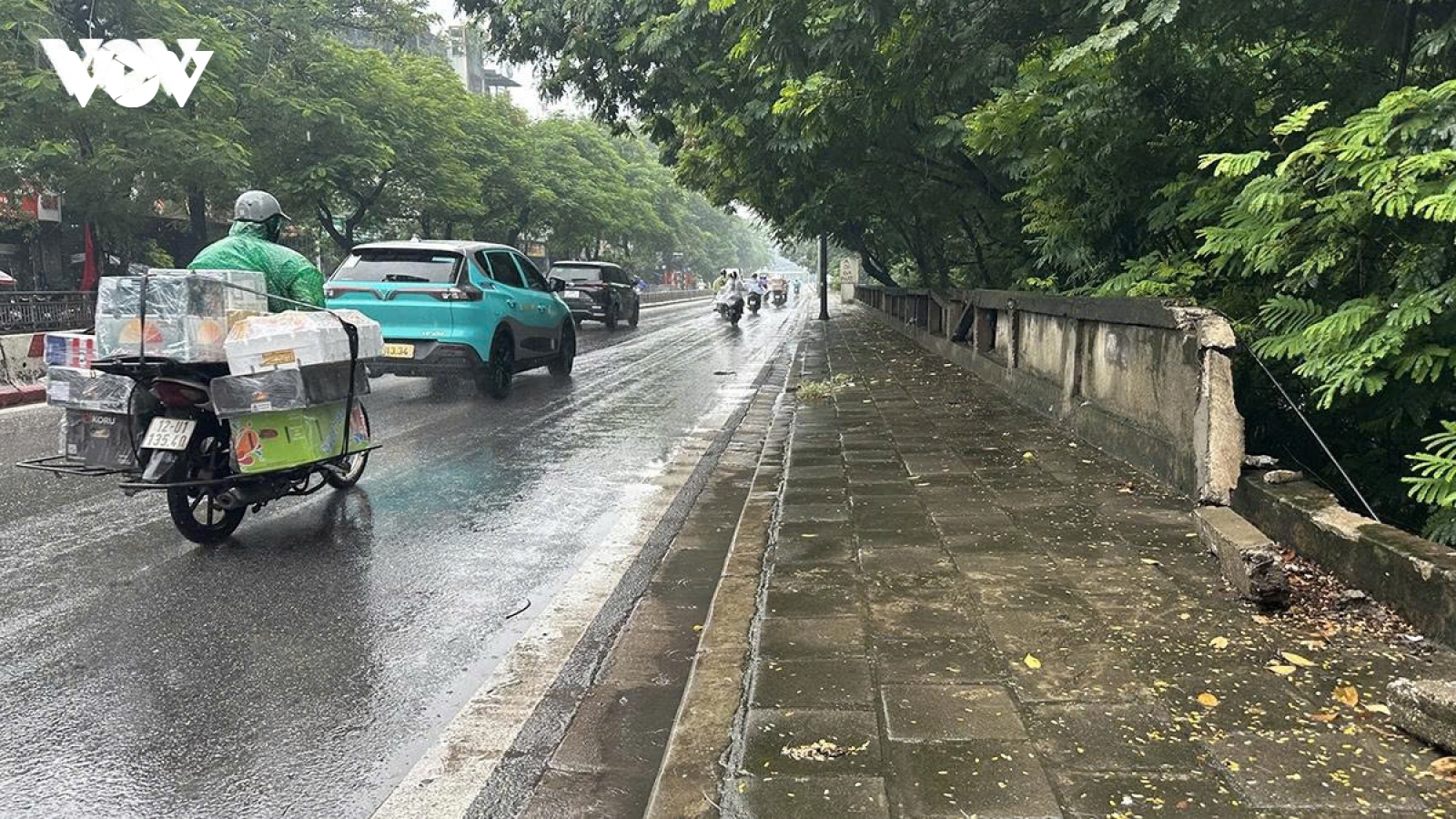 Thời tiết hôm nay 1/8: Bắc Bộ mưa dông, Nam Bộ ngày nắng