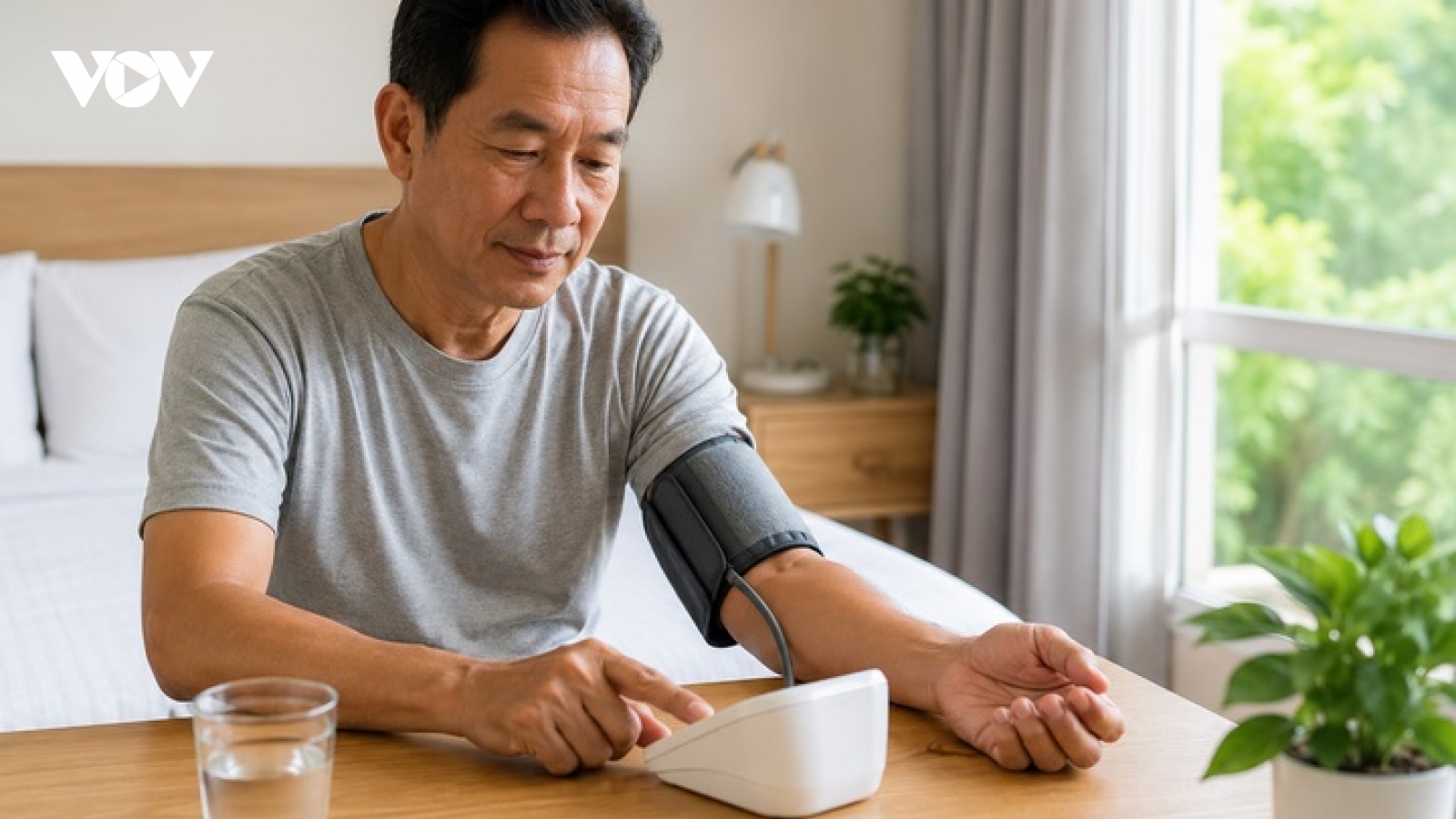 Thói quen đơn giản 2 phút mỗi sáng giúp nhận diện sớm nguy cơ đột quỵ