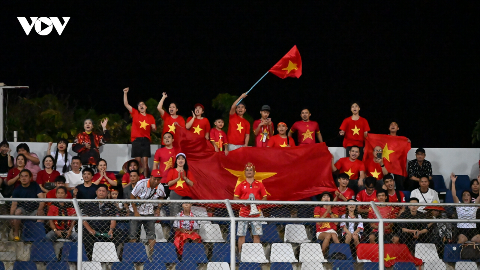 Người hâm mộ tại Thái Lan tin ĐT Việt Nam sẽ vào chung kết ASEAN Cup 2026