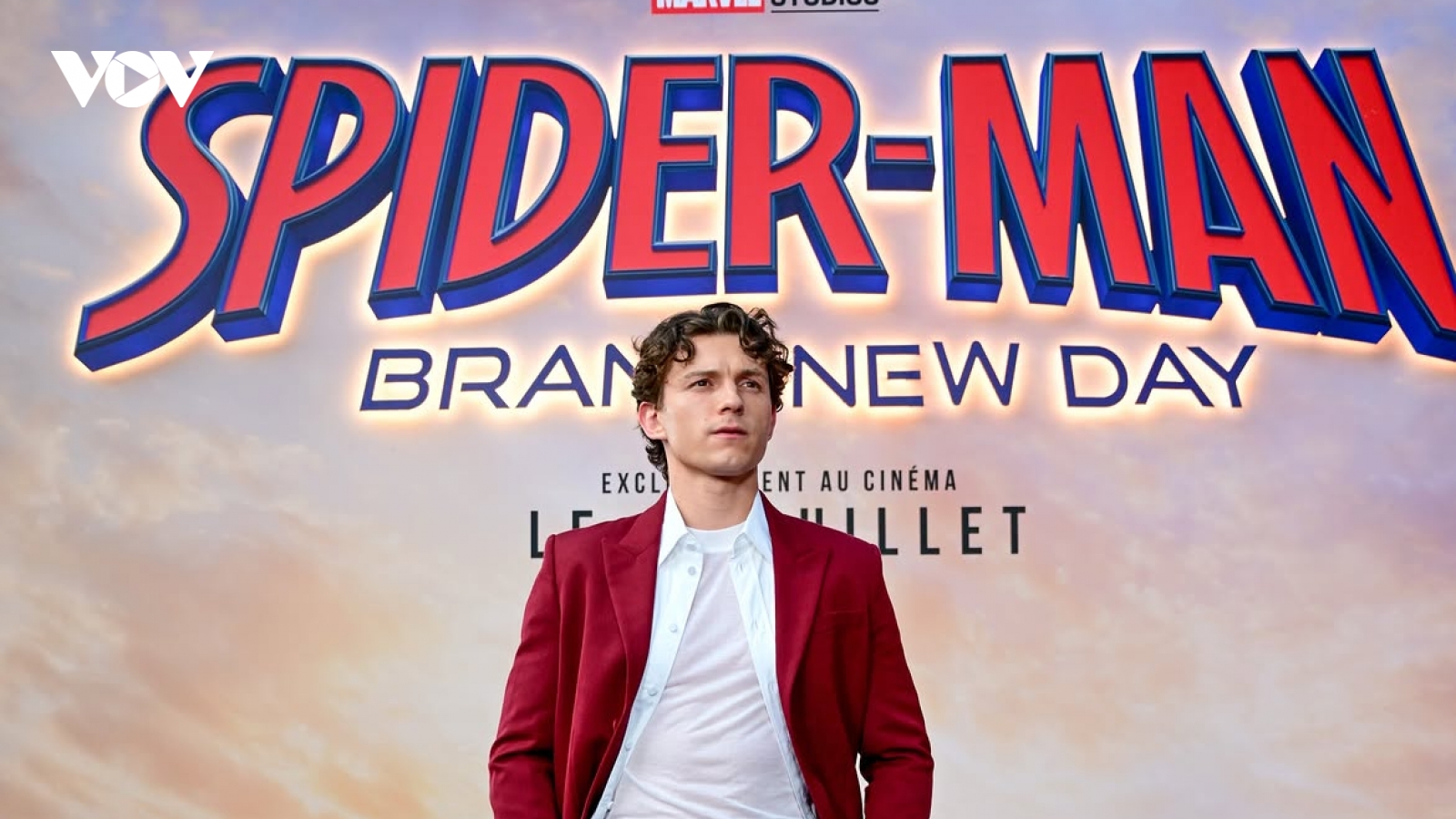 Tom Holland và tháng 7 đặc biệt nhất sự nghiệp: Khi Người Nhện gặp sử thi Hy Lạp