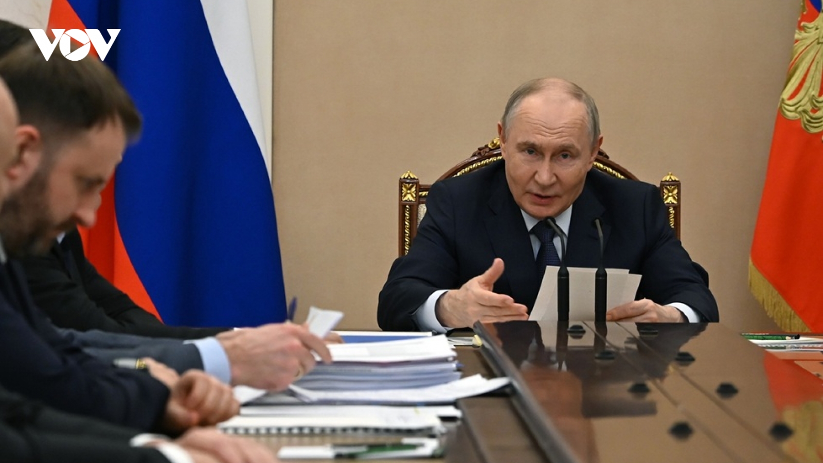 Tổng thống Putin khẳng định nền kinh tế Nga vẫn ổn định bất chấp mọi khó khăn
