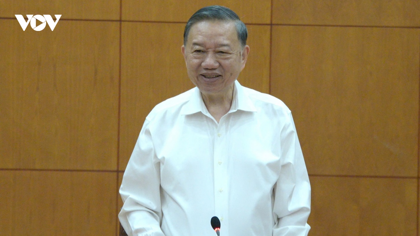 Tổng Bí thư, Chủ tịch nước Tô Lâm: Phải chuyển từ coi trọng số lượng sang chất lượng nguồn lao động