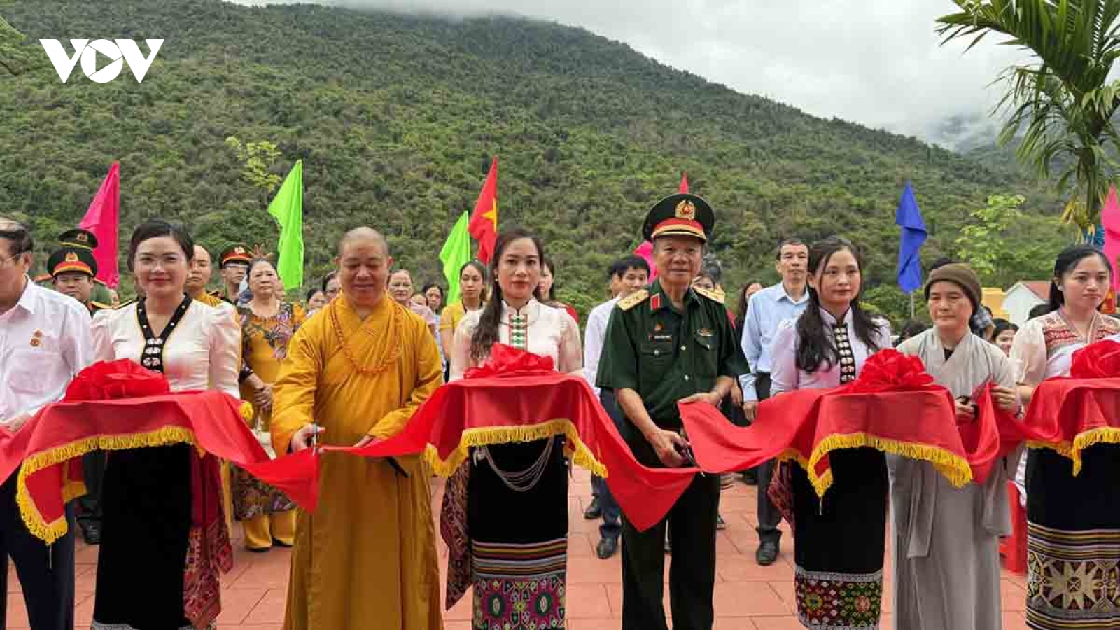 Cử 3 hồi chuông, trống Bát nhã tưởng niệm, tri ân các Anh hùng liệt sĩ sáng 27/7