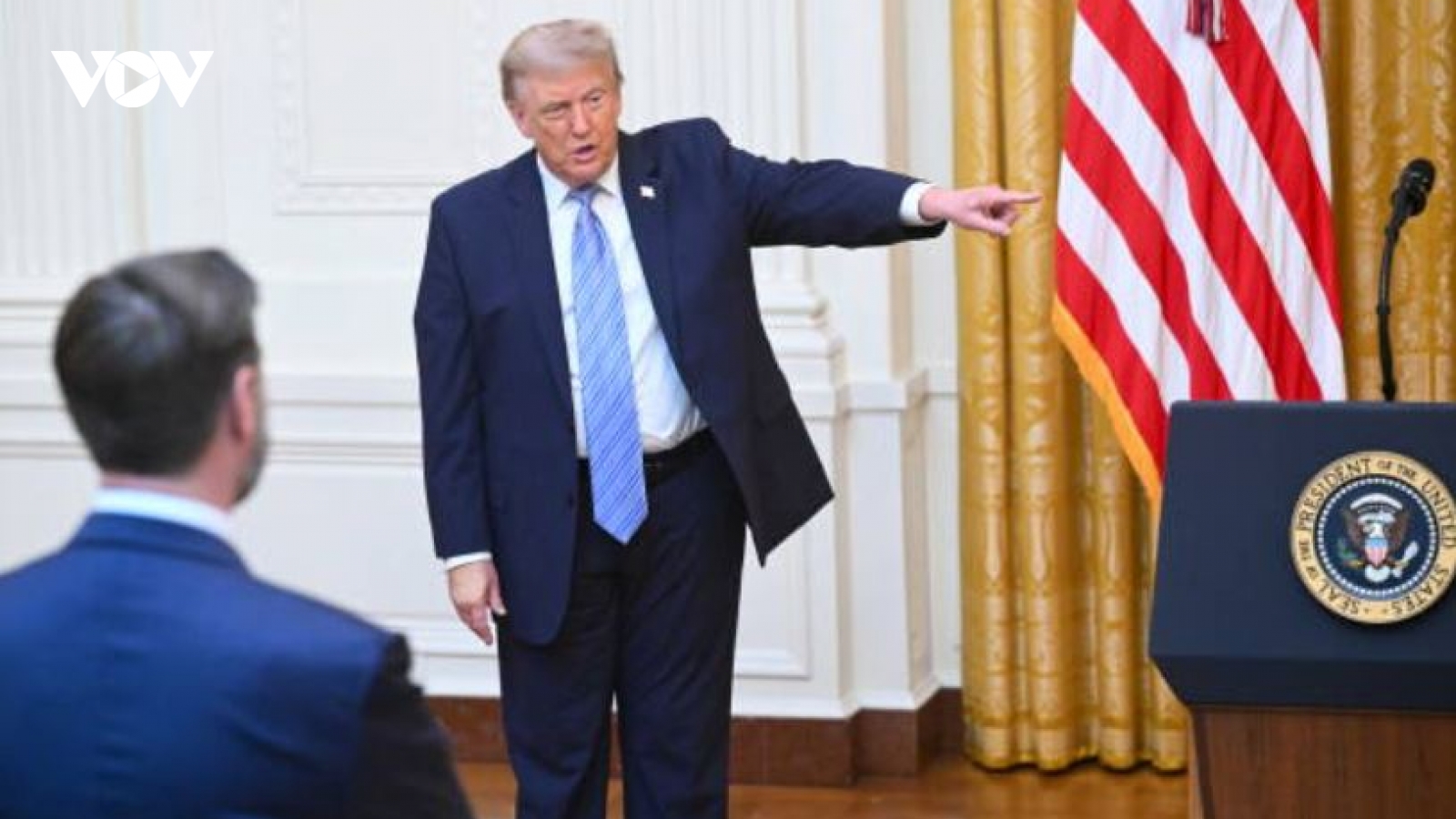 Ông Trump tiết lộ đề nghị từ Iran khiến Mỹ tạm ngừng không kích